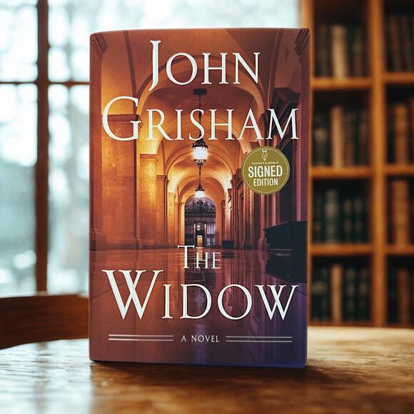 The Widow John Grisham Signed Hardcover 1st Edition Barnes & Noble Exclusive - Picture 8 of 8